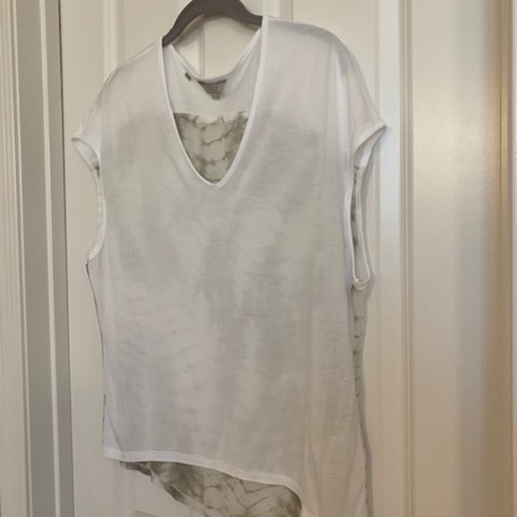 Guess Short Sleeve Blouse Mixed Fabric White Light Brown Tie- Dye Size Small - Picture 2 of 14